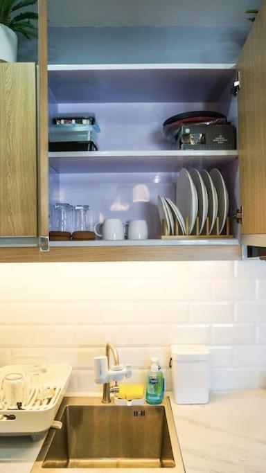 The Fika Room: Scandi-Style Airport Studio with Wi-Fi & Netflix Manila Exterior photo